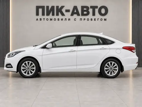 Hyundai i40 2015, вид сбоку