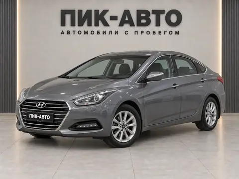 Hyundai i40 2015, вид спереди