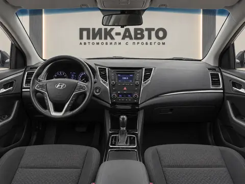 Hyundai i40 2015, панель приборов