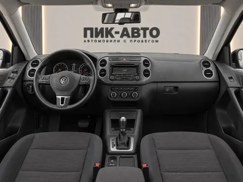 Volkswagen Tiguan 2013, панель приборов
