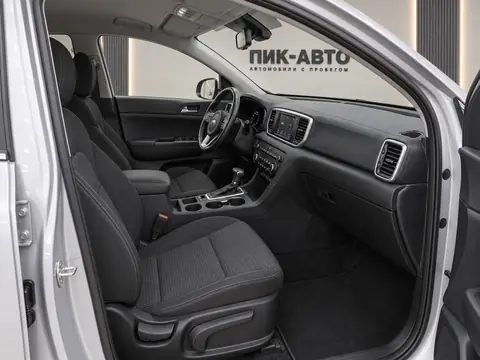 Kia Sportage 2019, салон