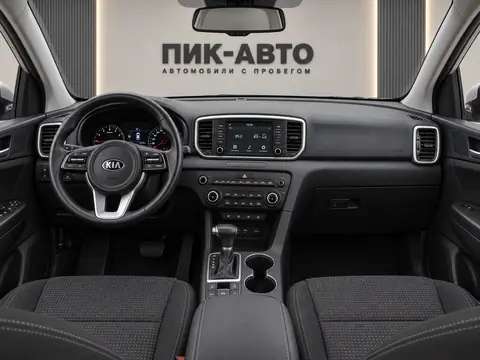 Kia Sportage 2019, панель приборов