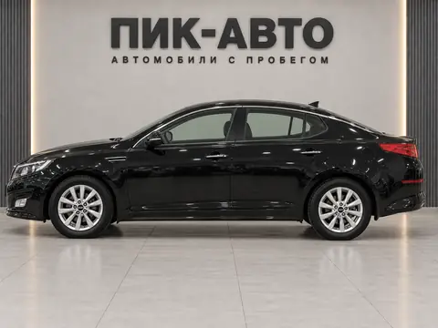 Kia Optima 2014, вид сбоку