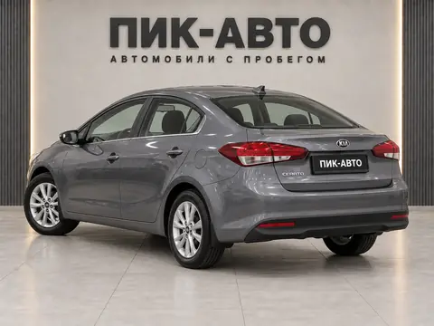 Kia Cerato 2018, вид сзади