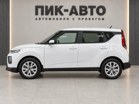 Kia Soul 2019, вид сбоку