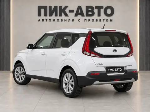 Kia Soul 2019, вид сзади