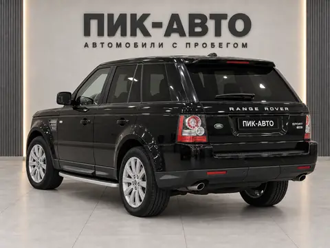 Land Rover Range Rover Sport 2011, вид сзади