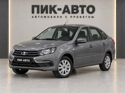 Lada Granta 2022, вид спереди