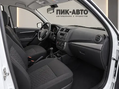 Lada Granta 2024, салон