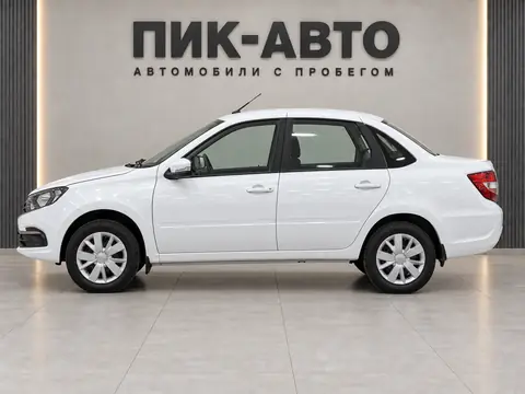 Lada Granta 2024, вид сбоку