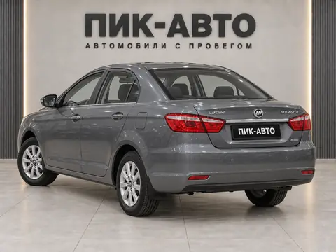 Lifan Solano 2018, вид сзади