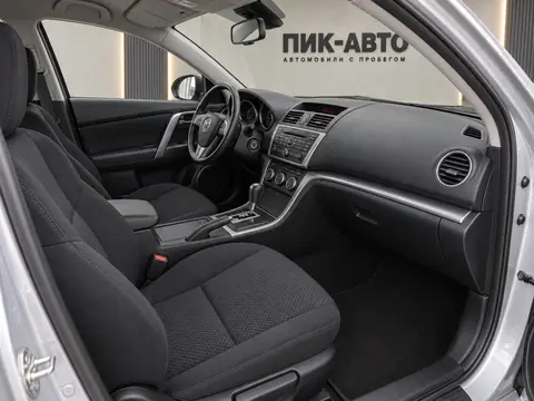 Mazda 6 2012, салон