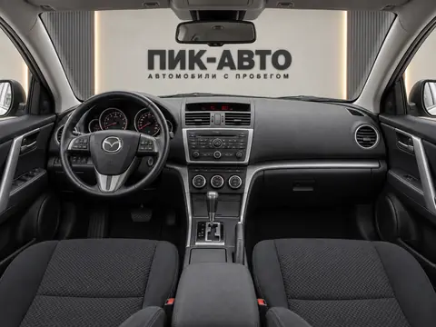 Mazda 6 2012, панель приборов