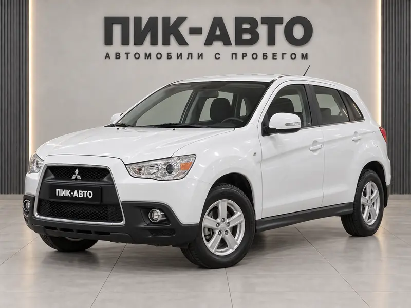 Mitsubishi ASX 2012 — с пробегом, внедорожник, белый, вид спереди