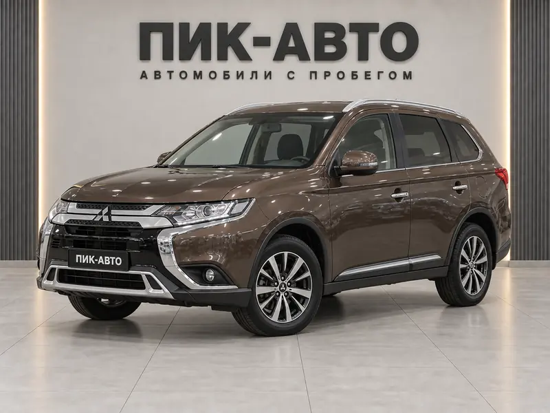 Mitsubishi Outlander 2019 — с пробегом, внедорожник, коричневый, вид спереди