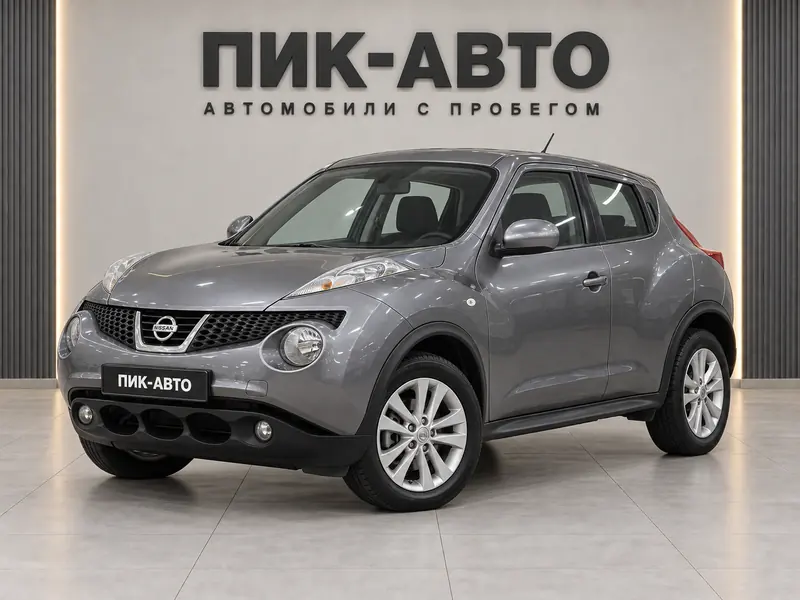 Nissan Juke 2013 — с пробегом, внедорожник, серый, вид спереди