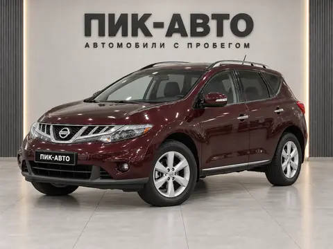 Nissan Murano 2011, вид спереди