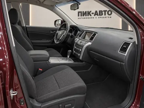 Nissan Murano 2011, салон
