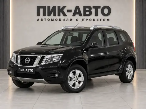 Nissan Terrano 2020, вид спереди
