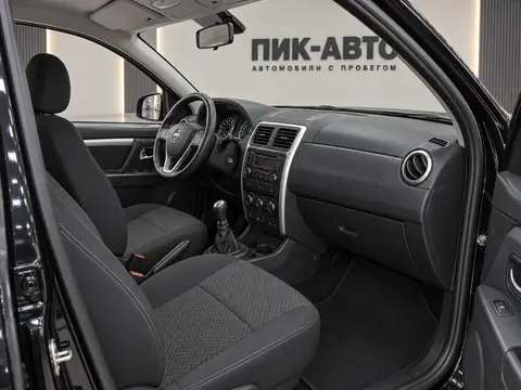 Nissan Terrano 2020, салон