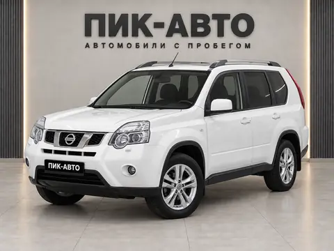 Nissan X-Trail 2014, вид спереди