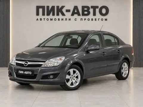 Opel Astra 2009, вид спереди