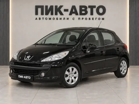 Peugeot 207 2007, вид спереди