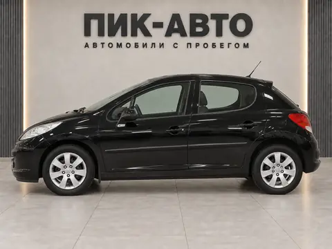 Peugeot 207 2007, вид сбоку