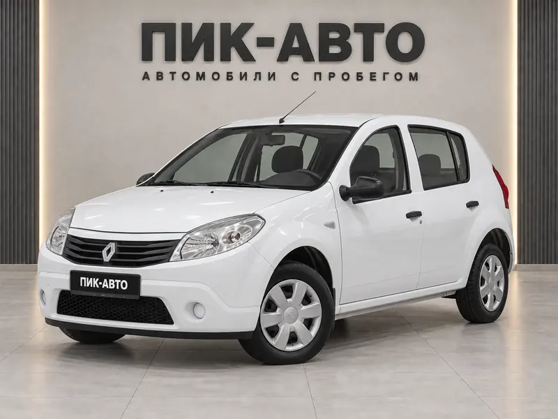 Renault Sandero 2010 — с пробегом, хэтчбек, белый, вид спереди