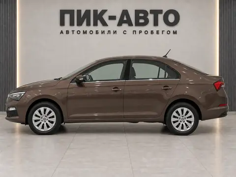 Skoda Rapid 2020, вид сбоку