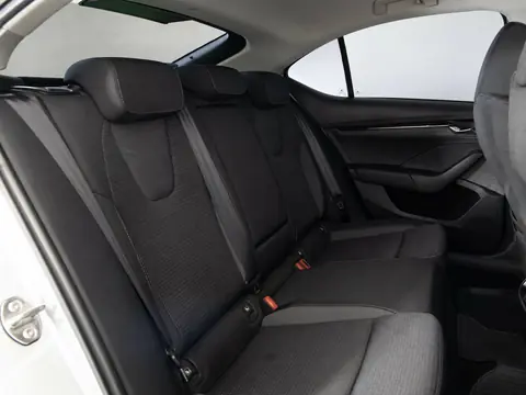 Skoda Octavia 2023, фото 7