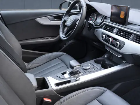 Audi A4 2017, фото 6