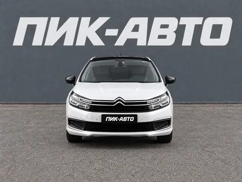 Citroen C4 2021, фото 2