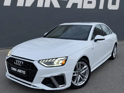 Audi A4 2018, фото 1