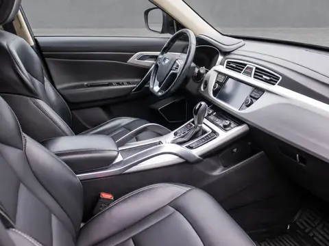 Geely Atlas 2021, фото 5