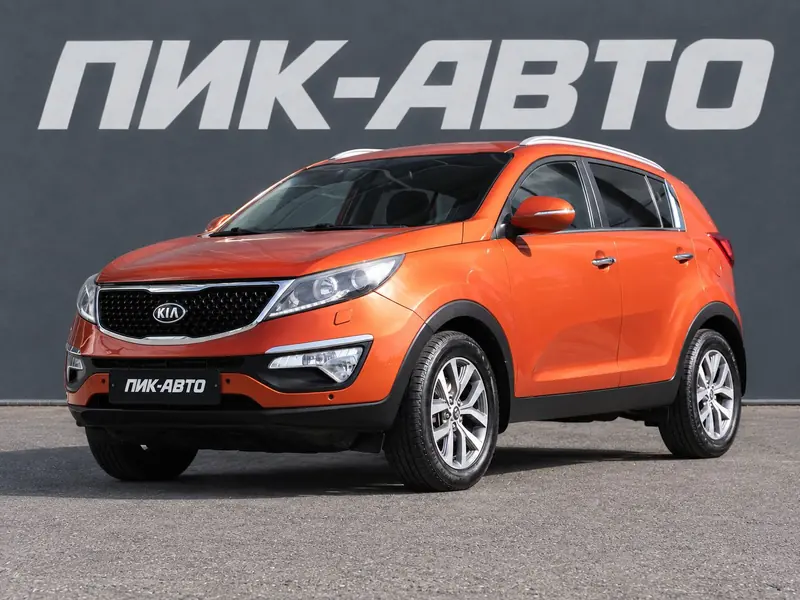 Kia Sportage 2015 — с пробегом, внедорожник, оранжевый, фото 1