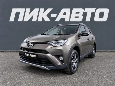 Toyota RAV4 2019, фото 1