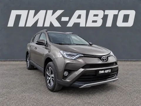 Toyota RAV4 2019, фото 2