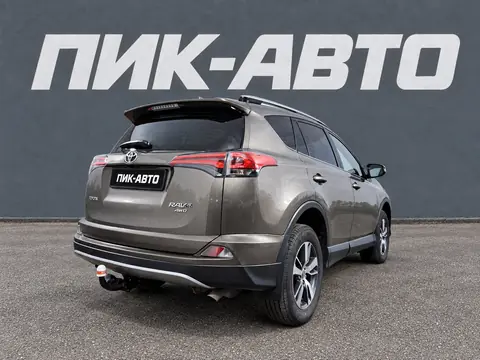 Toyota RAV4 2019, фото 3