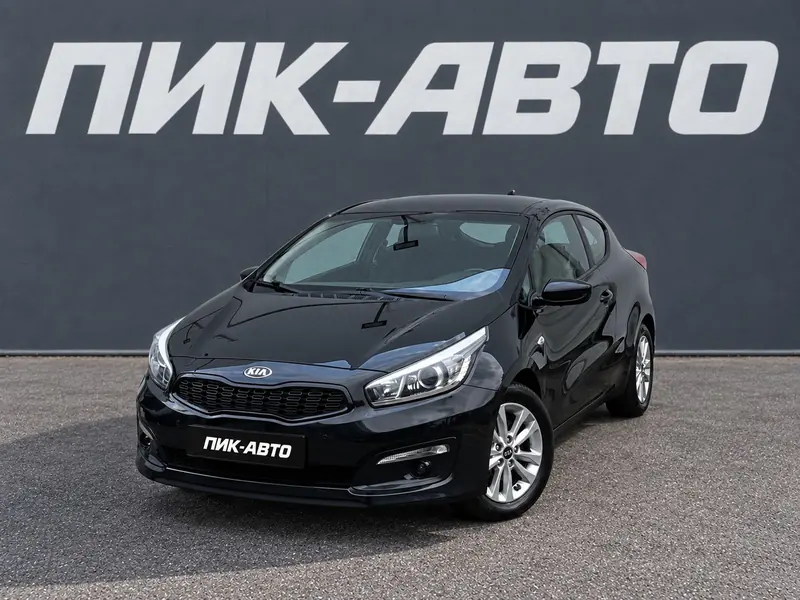 Kia Ceed 2018 — с пробегом, хэтчбек, черный, фото 1