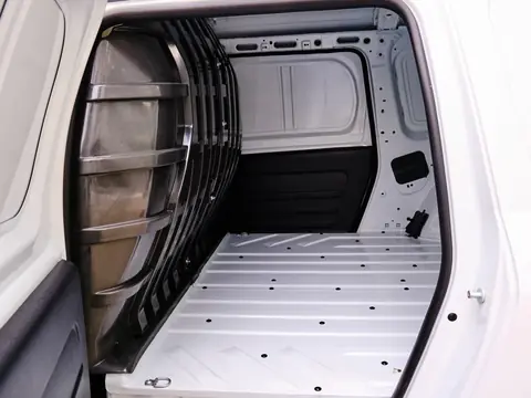 LADA Largus 2025, фото 7