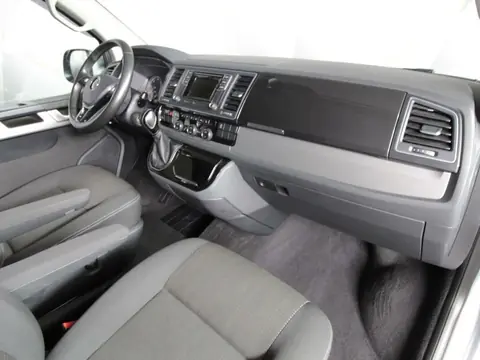 Volkswagen Multivan 2018, фото 5