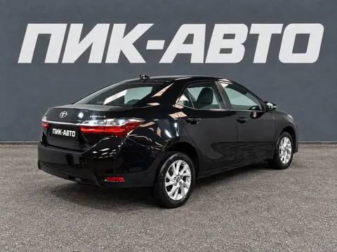 Toyota Corolla 2018, фото 3
