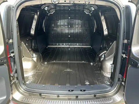LADA Largus 2025, фото 10