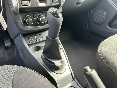 LADA Largus 2025, фото 6