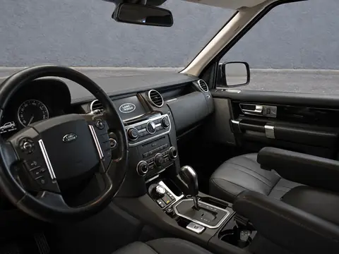 Land Rover Discovery 2013, фото 9