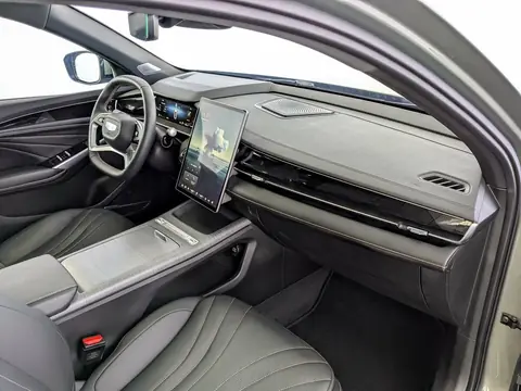 Geely Preface 2025, фото 5