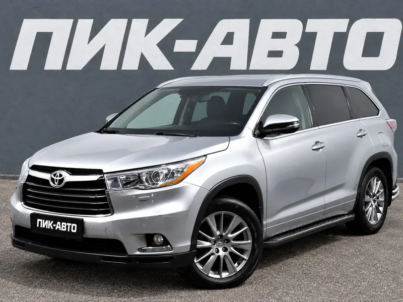 Toyota Highlander 2015 — с пробегом, внедорожник, серебряный, фото 1