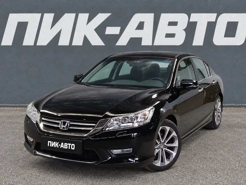 Honda Accord 2015 — с пробегом, седан, черный, фото 1
