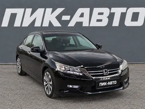 Honda Accord 2015, фото 2